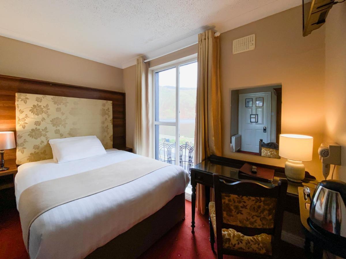 Leenane Hotel 리나운 외부 사진